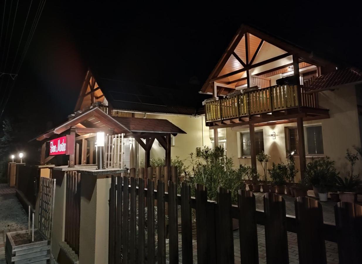 Hotel Haus Marika Siófok Exterior foto